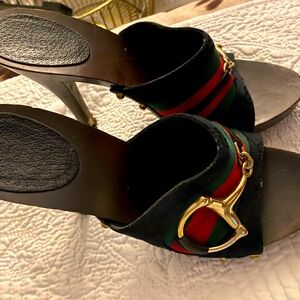 Sz 9 Gucci heel